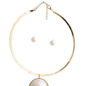 Gold Rigid Collar Jumbo Pearl Necklace - divasbeautique
